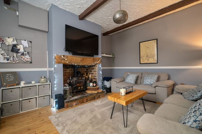 7 Grayshon Street, Drighlington photo 4