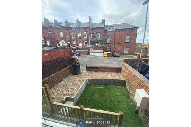 Thumbnail Flat to rent in Beeston, Leeds