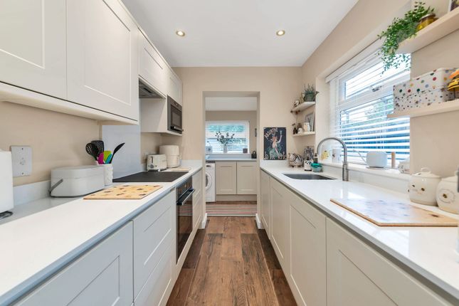 18 High Street, Royston photo 2