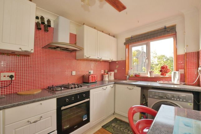 15, Charles Cobb Close, Kent photo 4