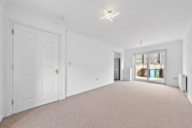 60, Millgate Crescent, Caldercruix Airdrie photo 4