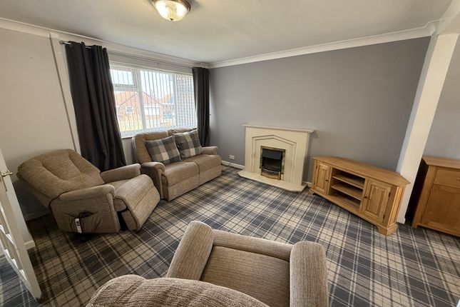 Lutterworth Drive, Adwick-le-Street Doncaster South Yorkshire photo 3