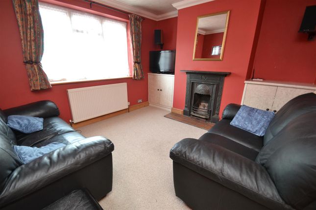 Terraced house to rent in Albert Road, Horley