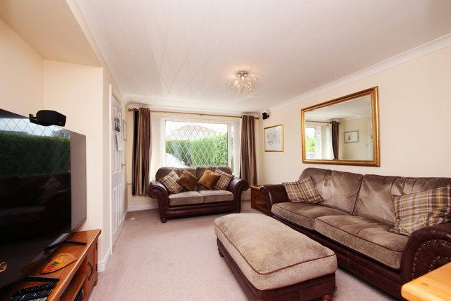 40, Costa Way, Pickering photo 4