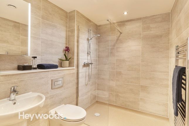 Apt 53 Brookfields House, Clayton Road, Staffs photo 4