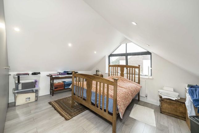 Flat 4, 162, Fitzjohn Avenue, Barnet photo 3