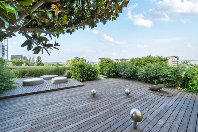 Flat 1105, Cobham House, 10, Pegler Square, London photo 4