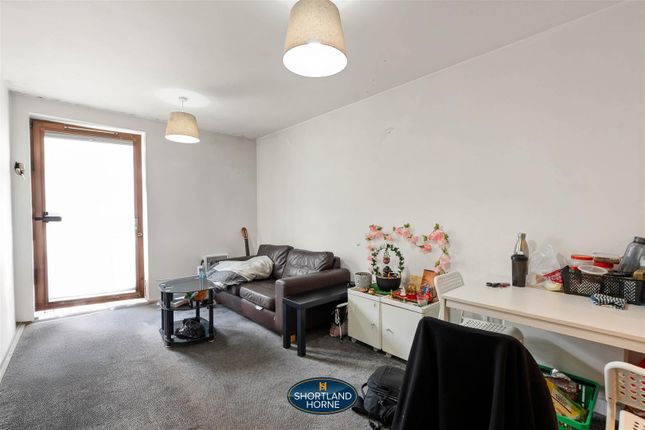 38, Abbey Court, Priory Place, Coventry photo 5