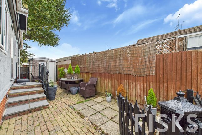 10, Kingsleigh Park Homes, Benfleet photo 4