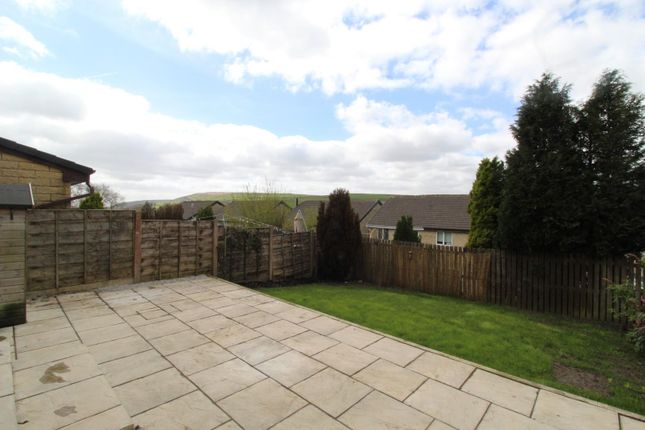 Detached house to rent in Crofters Bank, Loveclough, Rossendale