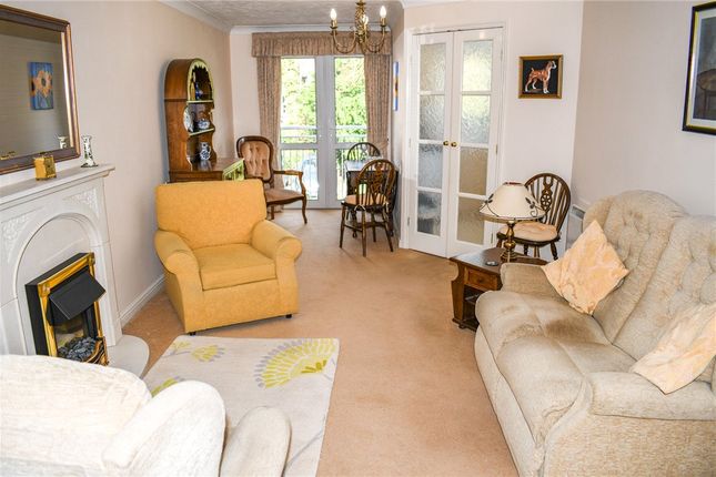 Flat for sale in Aire Valley Court, Beech Street, Bingley