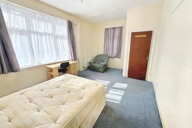 Property to rent in Chesterton Road, Plaistow