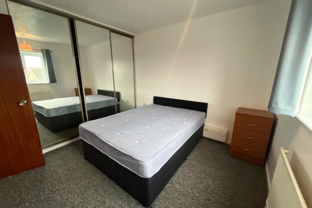 Clarence Way, London photo 5