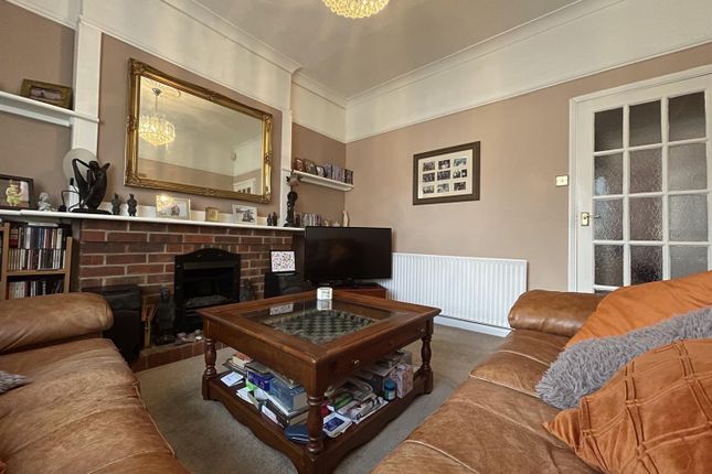 Maisonette for sale in Northumberland Road, Linford, Stanford-Le-Hope