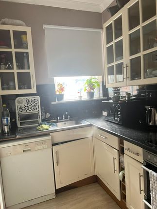 Flat for sale in Holmesdale Road, South Norwood
