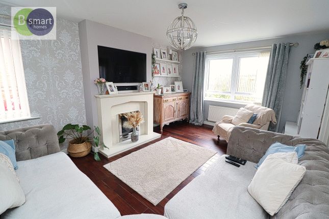 18, Fossard Gardens, Mexborough photo 3