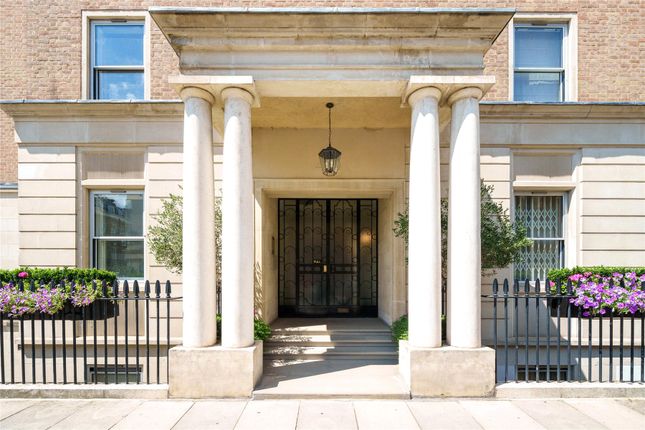 89, 89, Chester Square, London photo 4