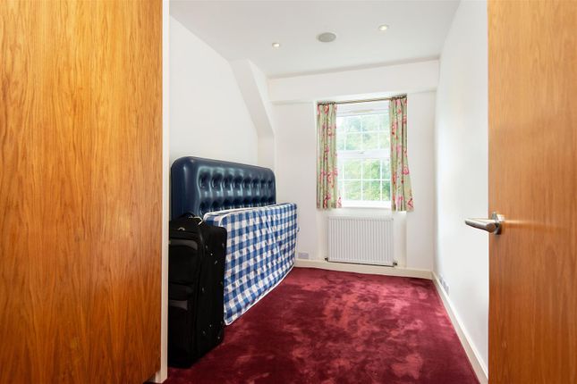 Property to rent in Marston Close, Swiss Cottage, London