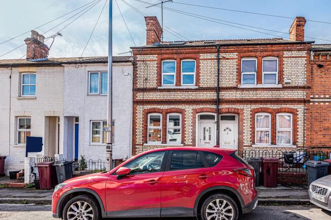 Terraced house to rent in Edgehill Street, Reading