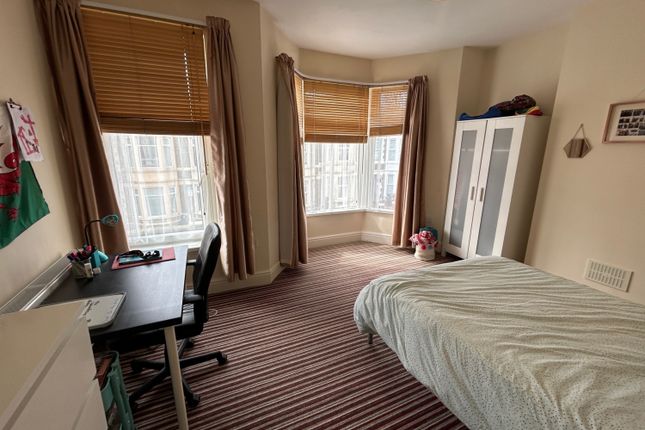 24, Brithdir Street, Cardiff photo 2
