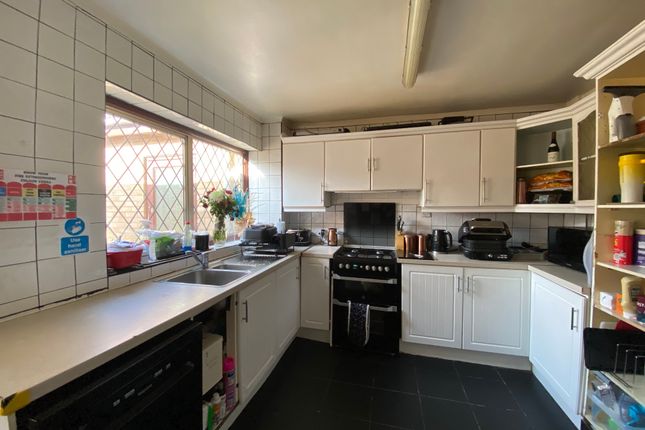 Mencap Home 5-7, Dorset Gardens, Rochford photo 3