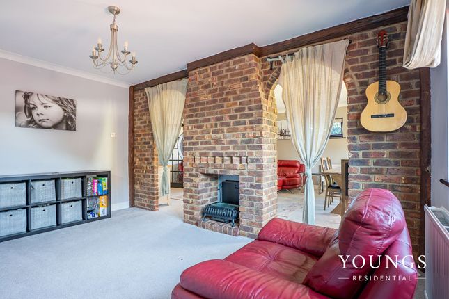 30 Nevada Road, Canvey Island photo 4