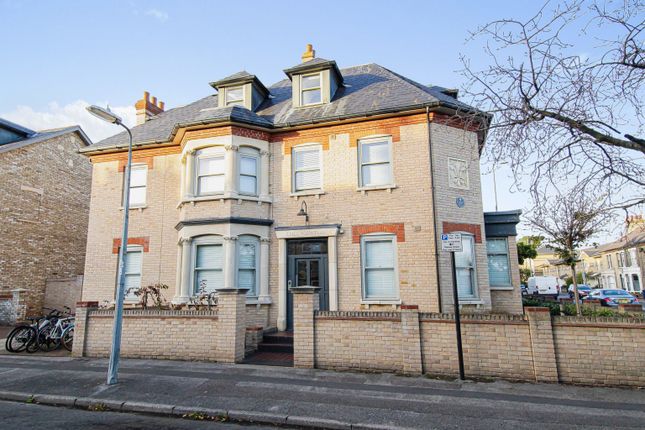 Flat for sale in 81 Humberstone Road, Cambridge