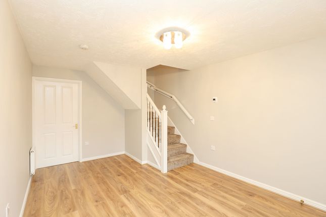 32 Howells Place, Chesterfield photo 3