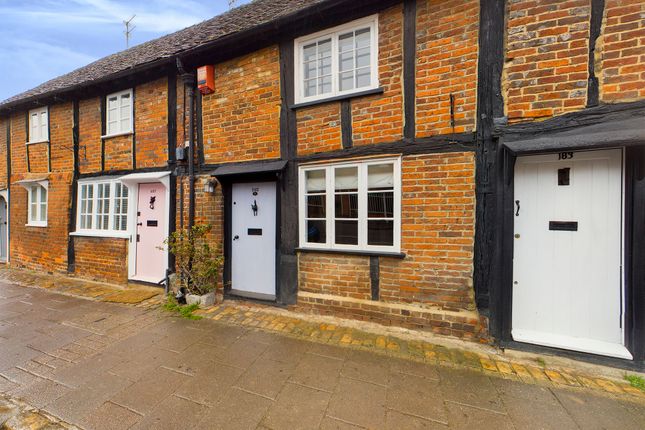 Thumbnail Cottage to rent in High Street, Amersham