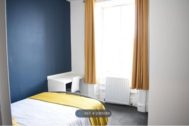 Room to rent in Commercial Street, Dundee