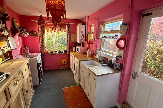 2, Grove Road, Hereford photo 4