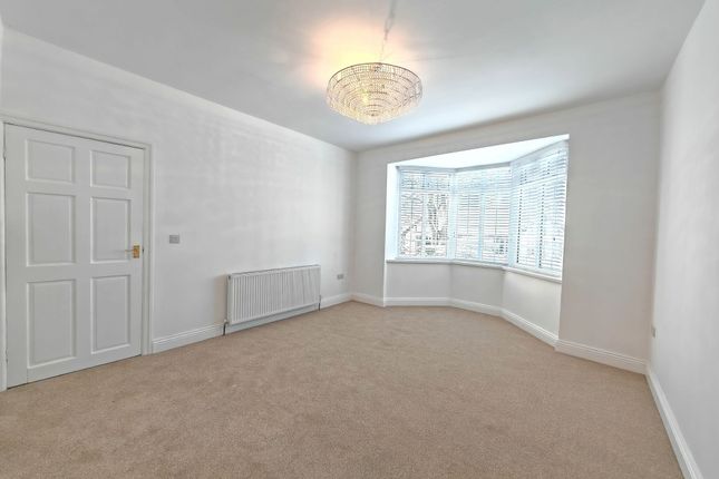 40 Elmsleigh Gardens, Sunderland photo 2