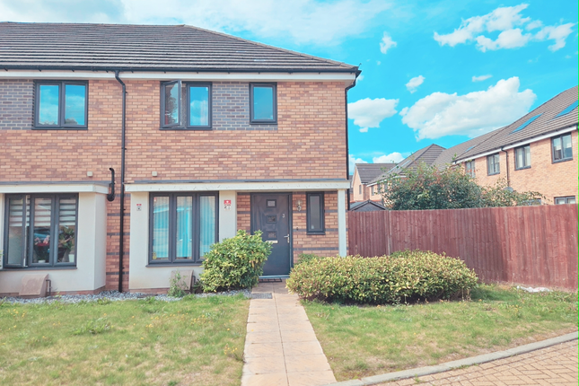 3, Henry Close, Welwyn Garden City photo 2