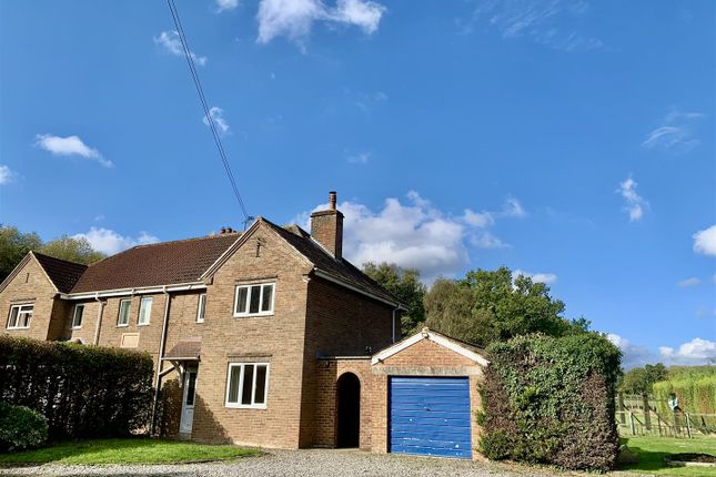 3 Bedroom House in SN15 2DN