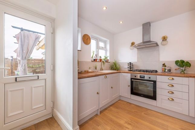 27a, High Street, Uckfield photo 3