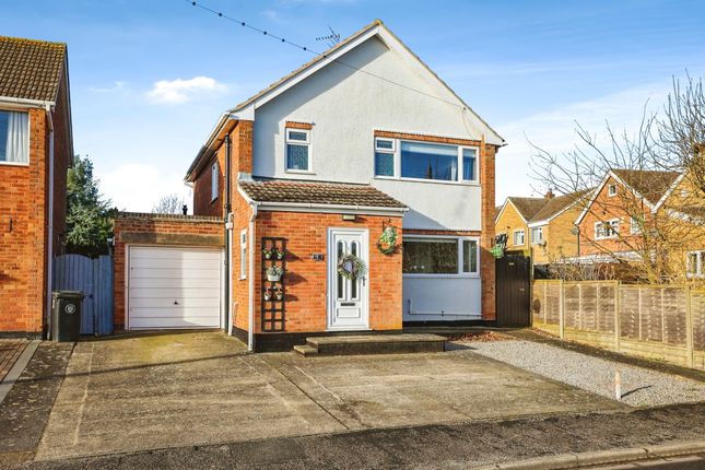 Thumbnail Detached house for sale in Reedings Road, Barrowby, Grantham