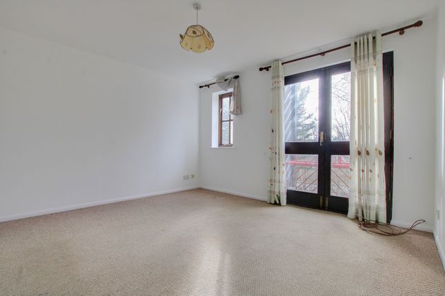 Flat for sale in Box Close, Steeple View