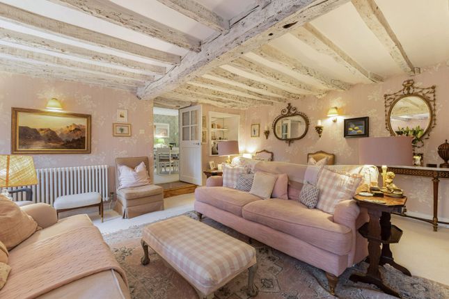 Hill Cottage, 45, Shipton Road, Chipping Norton photo 3