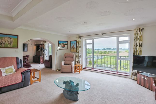Tideway,, Beach Road, Poole photo 3