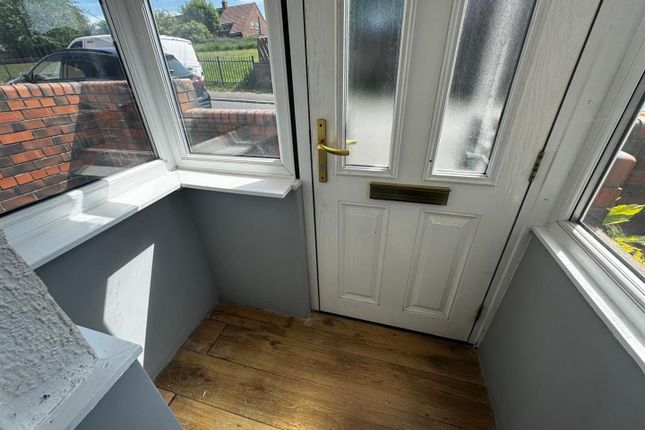 25, Station Road, Ryhill photo 3