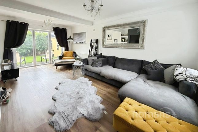 5, Glebe Road, Windsor photo 3