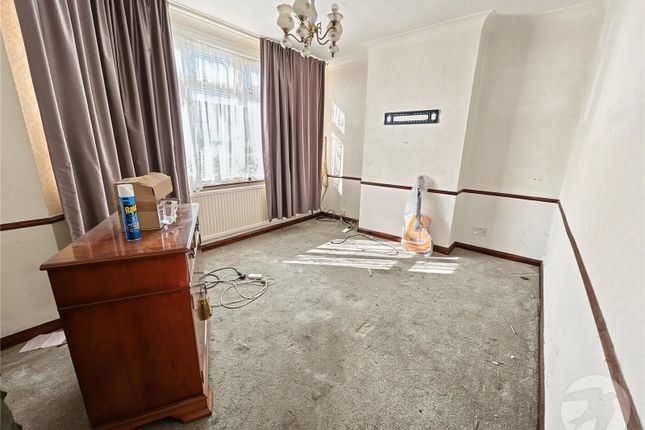 165, Westwood Lane, Welling photo 4