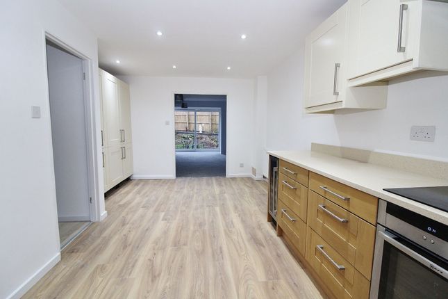 18 Tulip Tree Close, Tonbridge photo 4