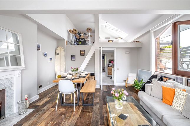 2-bed flat on Flat D, 70, Shooters Hill Road, London, £525,000