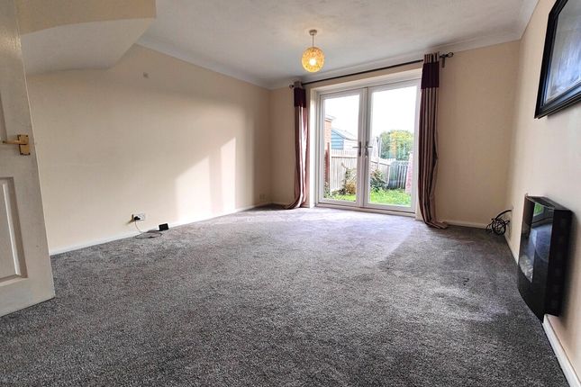 37, Jackson Way, Kettering photo 3