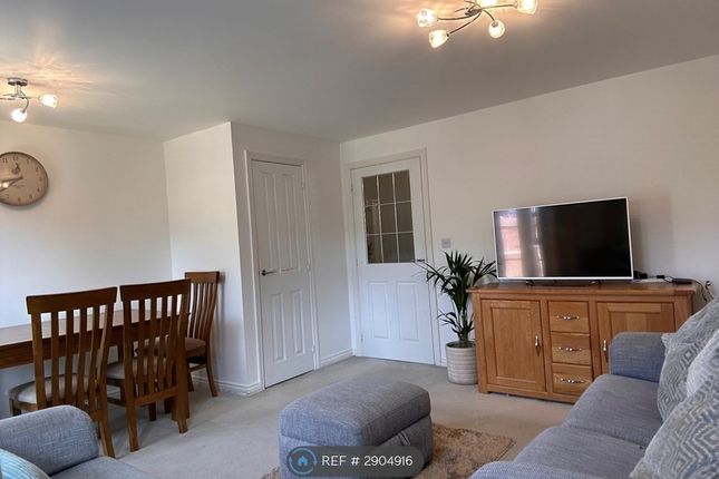 Cranley Crescent, Aylesbury photo 3
