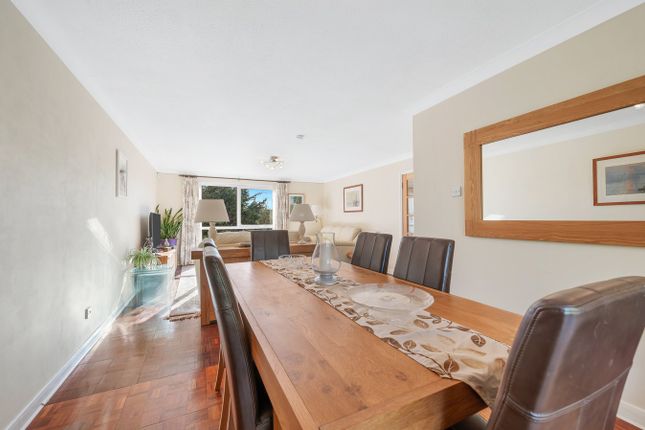 22, Oxcars Drive, Dunfermline photo 4