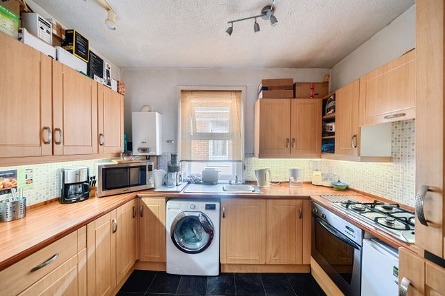 26, Wilton Avenue, Southampton photo 4