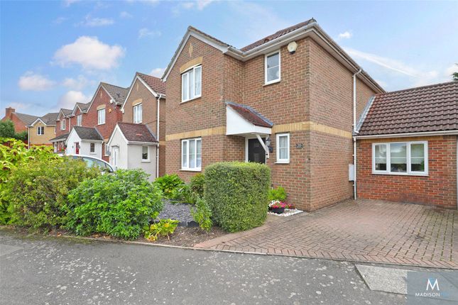 Thumbnail Detached house for sale in Westfield Park Drive, Woodford Green