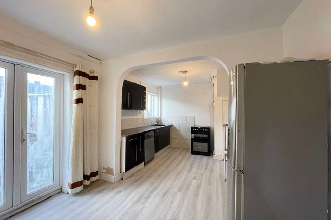 Terraced house for sale in Harcourt Avenue, Edgware